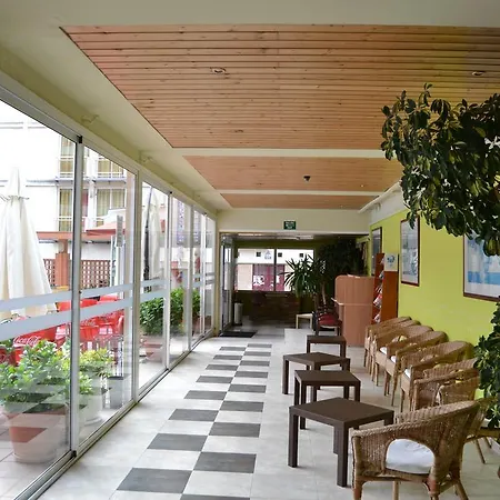 Hotel Mariner 4*